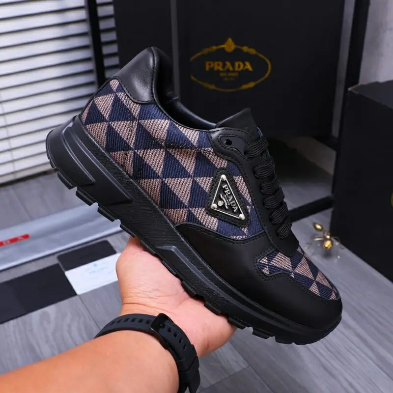 prada decontractees chaussures pour homme s_1242ba22